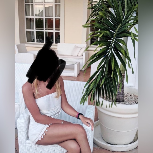 XS White Strapless Romper - Picture 1 of 3